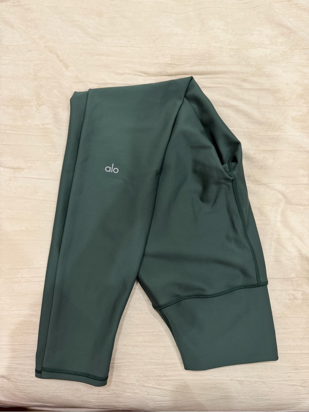 ALO small Yoga Dark Green Performance Leggings